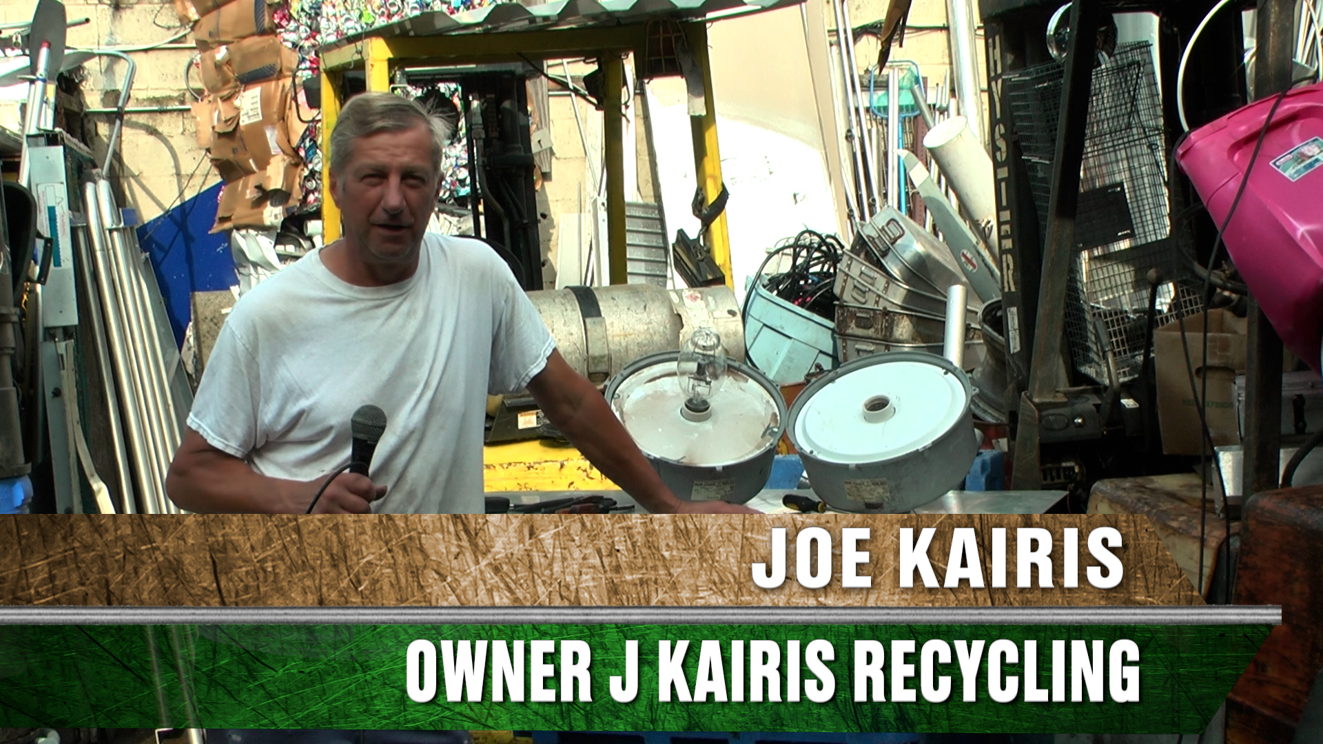 To recycle a lighting ballast you will make more almost 4 times as much if you take it apart instead of leaving it together. Joe Kairis owner of J Kairis Recycling, Formerly M Dunn Recycling shows you how to disassemble a light ballast & make more money scrapping!